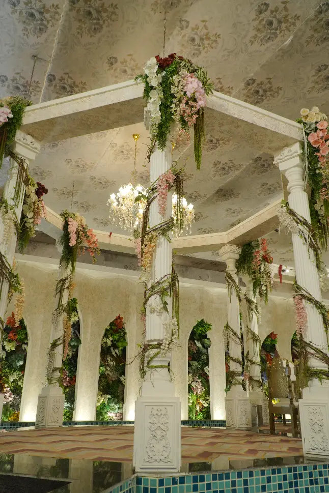 Classical Archway photo 1